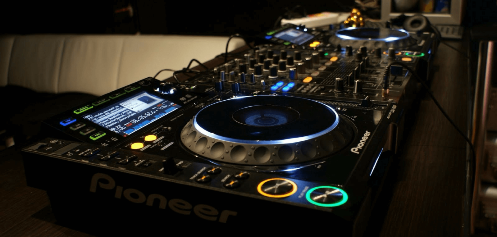 A Brief History Of The Cdj Features Mn2s
